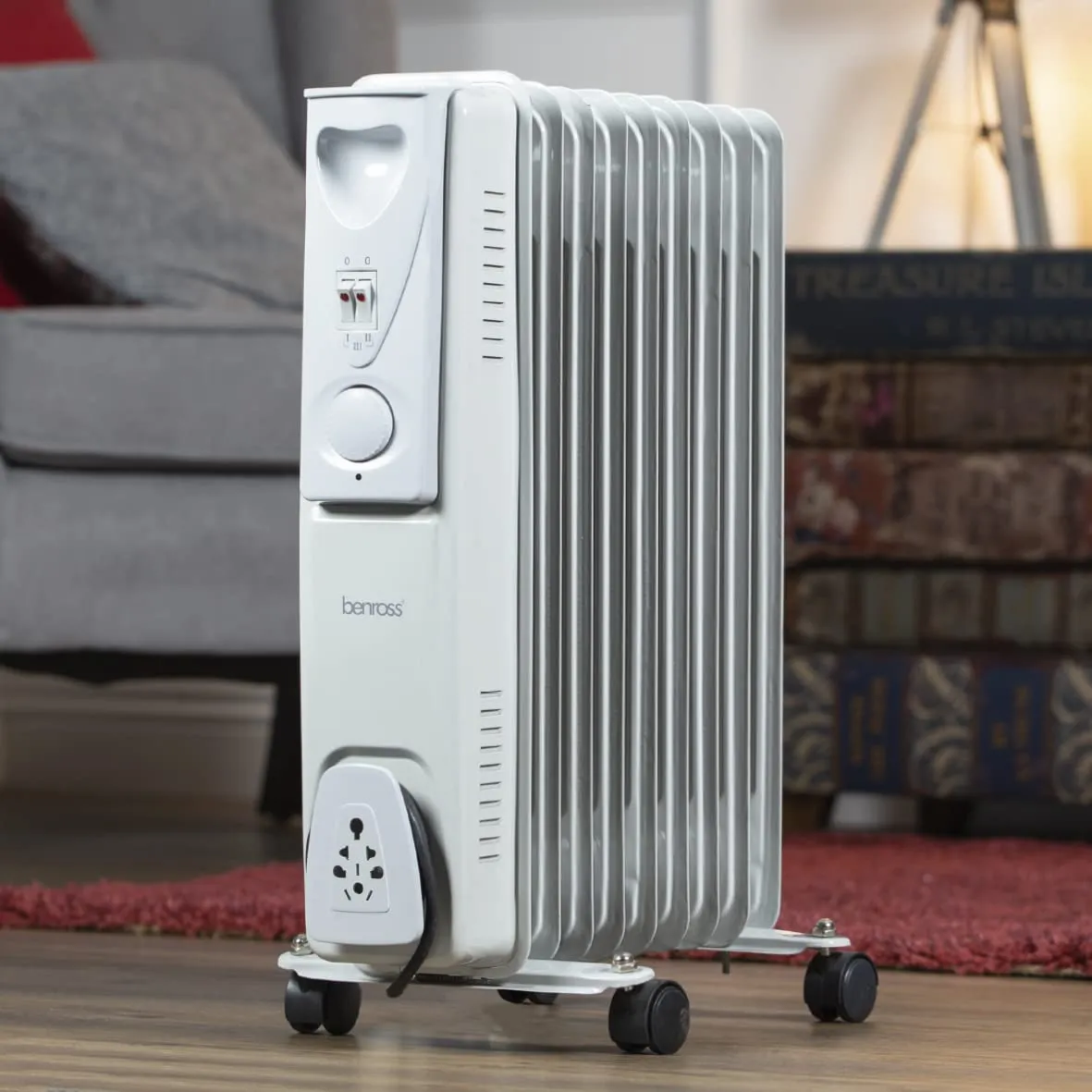 Benross 41960 Portable 9 Fin Oil Filled Radiator/Adjustable Thermostat/Automatic Overheat Protection/Cool Touch Carry Handle / 2000W / White
