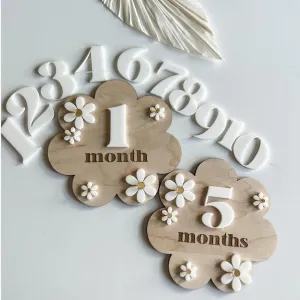 Cliths Wooden Baby Milestone Cards with Daisy Accents, Milestone Props for Babies Photo, Baby Photoshoot Accessories