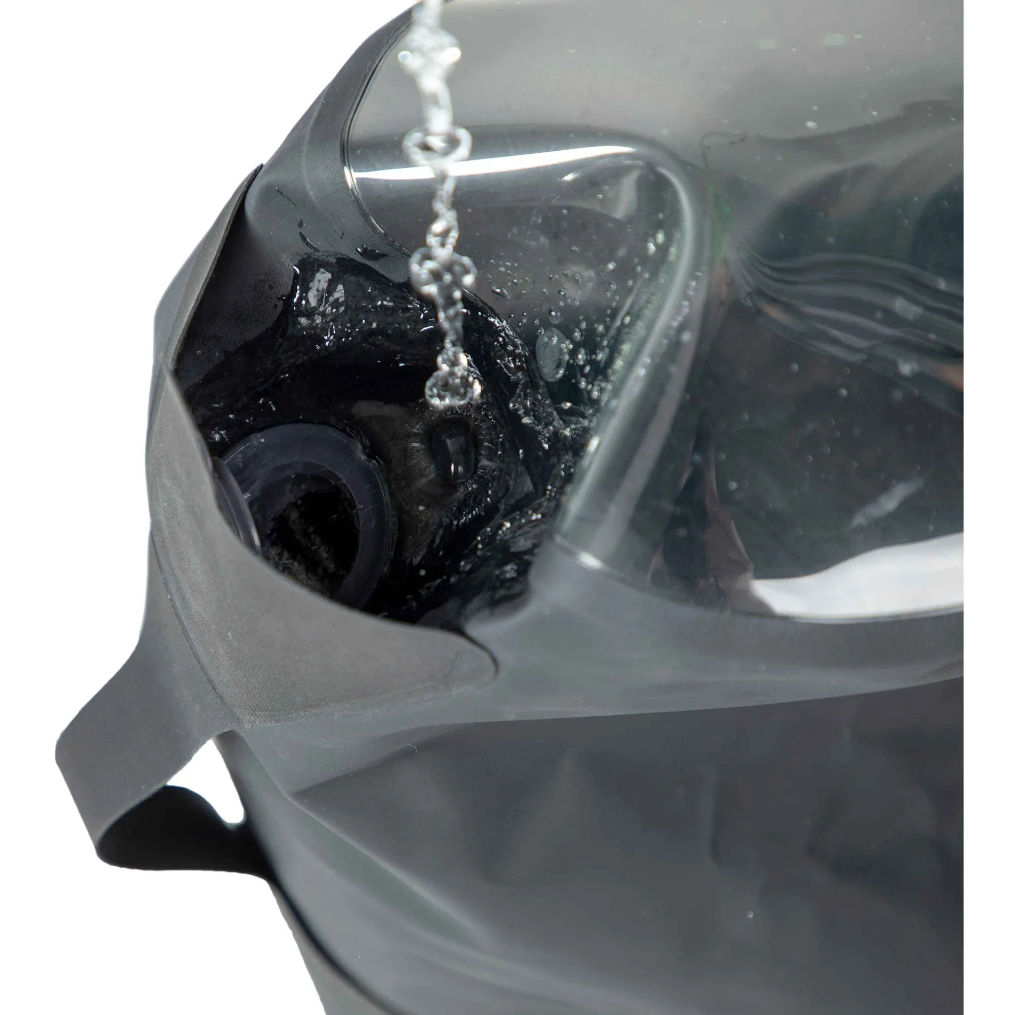 Helio Pressurized Camp Shower (Closeout)