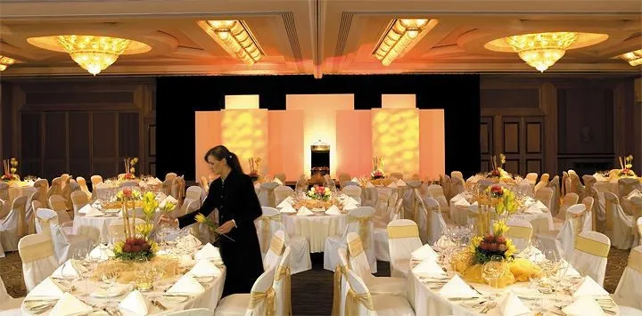 International Hotel: Shangri-La