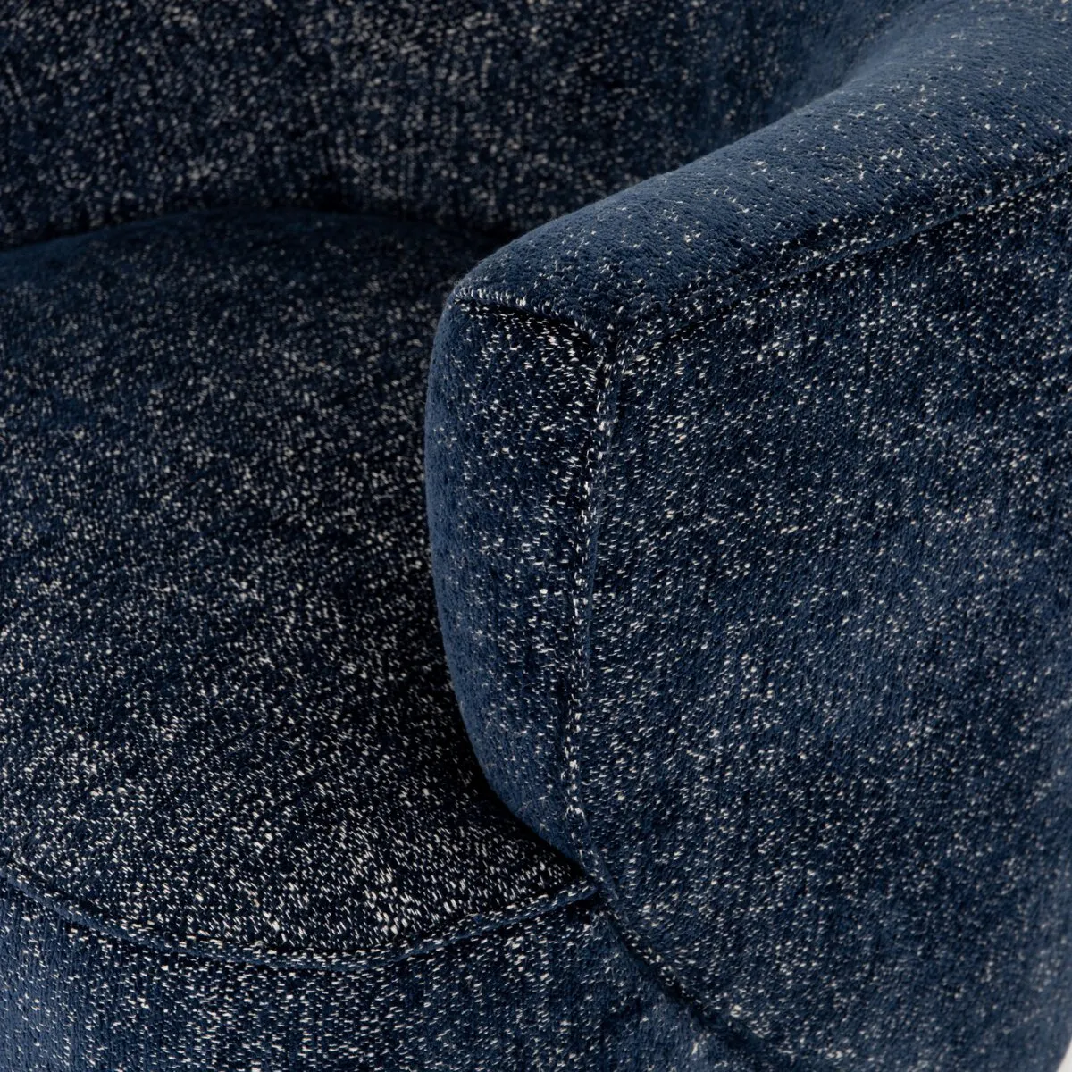 Mila Swivel Chair