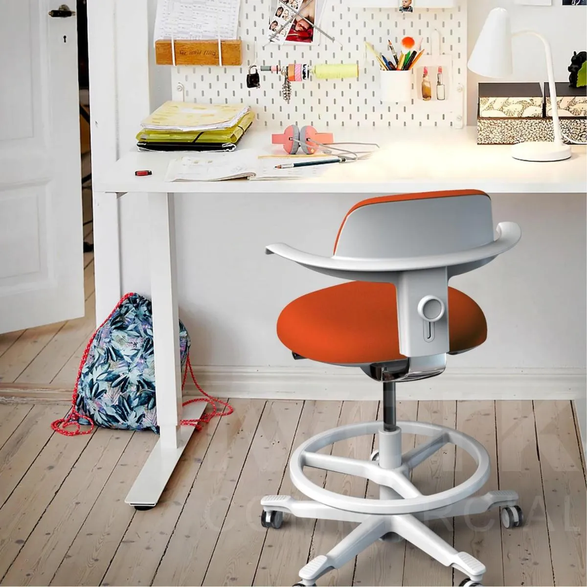 SonoFlex Comfort: Medical-Grade Chair for Ultrasound Professionals