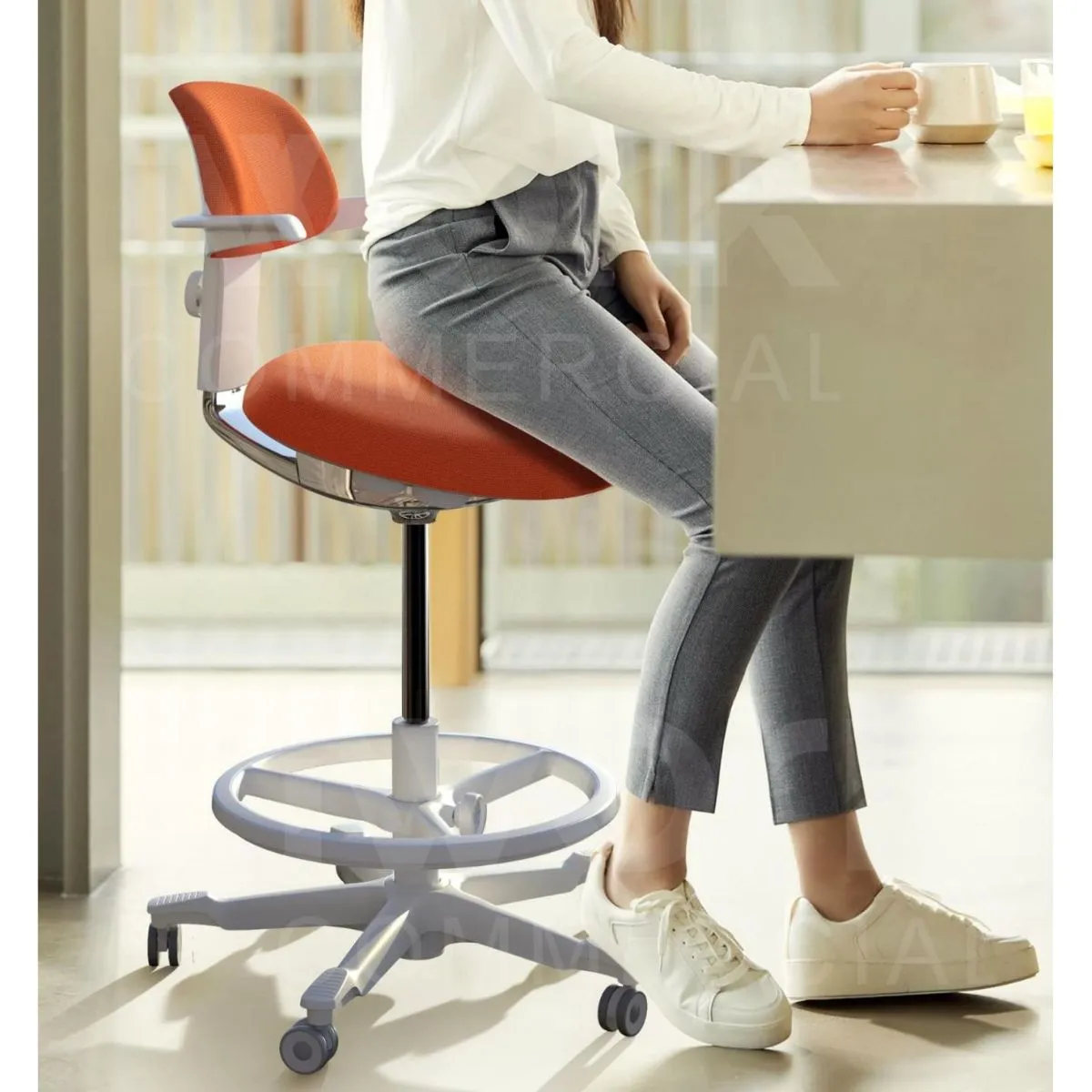 SonoFlex Comfort: Medical-Grade Chair for Ultrasound Professionals